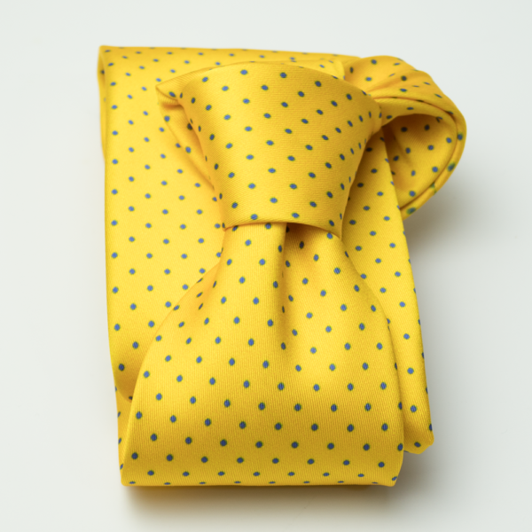 Corbata amarilla topo.